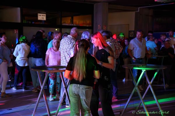 schlagerparty-kg-2024-04516D919A7-D22F-2EF2-3C68-B906D0A833EC.jpg