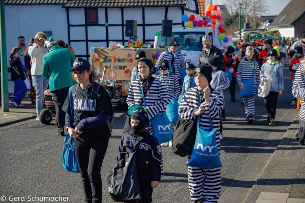 016-kg-rosenmontag-2023C73853FA-230D-1135-4B27-7D58006480F9.jpg