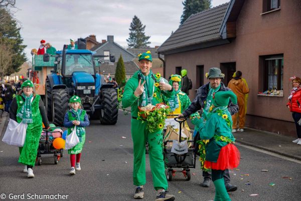 114-kg-rosenmontag-2023D77CB04B-F434-CF5A-B6CC-AF20EF7E468C.jpg