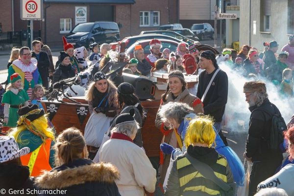 188-kg-rosenmontag-202393882906-AC67-8822-F9A7-64B56C15A00D.jpg