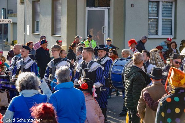 199-kg-rosenmontag-2023884995EB-B374-25C4-CE15-4EB3339D9A01.jpg