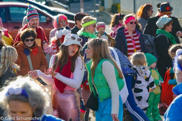 207-kg-rosenmontag-2023680228A2-C90E-6D2A-78A5-980419FF5DEC.jpg