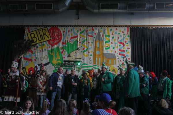 228-kg-rosenmontag-202399CFE8FA-9548-E567-81DA-CEE270A86A9B.jpg