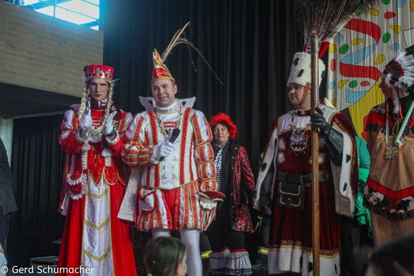 231-kg-rosenmontag-2023842698F9-BA1A-DD32-26C4-705D3F79D595.jpg