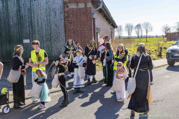 rosenmontag-buir-2025-001FD19E4FE-5667-AB22-64B6-5CCB9F24FE26.jpg