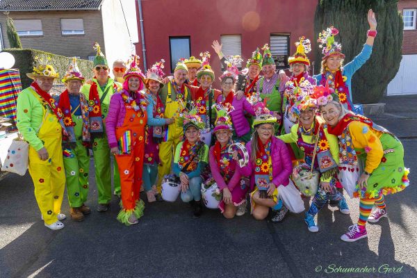 rosenmontag-buir-2025-011EB0315E9-AA70-4707-93C9-CF1A5A9848EE.jpg