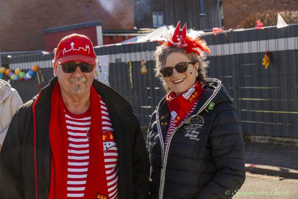 rosenmontag-buir-2025-027BE830F7D-19A9-4806-991F-7F5B49DEF7D2.jpg