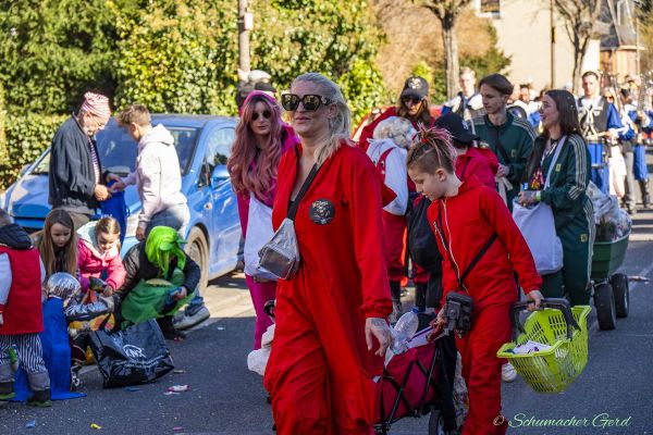 rosenmontag-buir-2025-06207DEB1BF-242C-6015-B20B-4213CE4D8B88.jpg