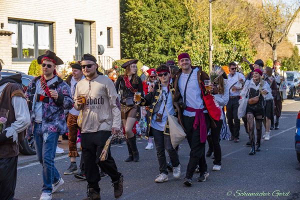 rosenmontag-buir-2025-06791BBC934-B06C-EB94-B8EE-D91F48CE5CC8.jpg