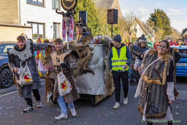 rosenmontag-buir-2025-0758D657221-B596-B899-6772-135C9D5B7E4C.jpg