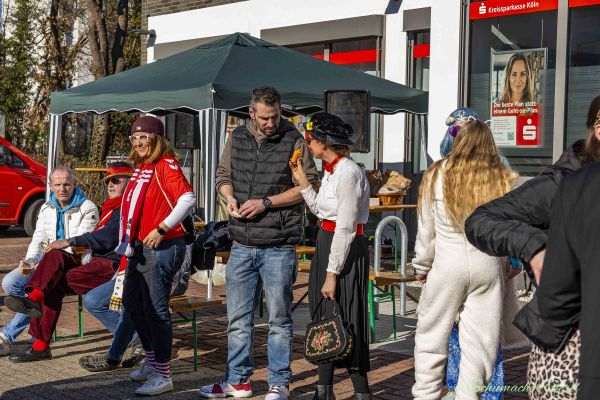 rosenmontag-buir-2025-1100A007561-CF14-0A01-7B51-D38431B0D326.jpg