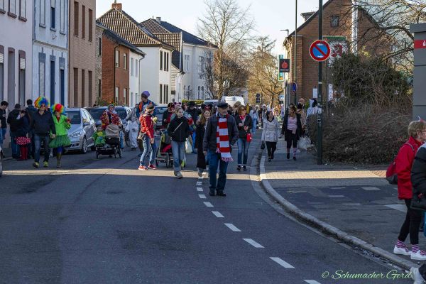 rosenmontag-buir-2025-1170B7801E5-EC30-6A06-5647-363A2A4DF6EC.jpg