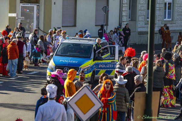 rosenmontag-buir-2025-13173B46FC0-E9BC-F826-E0D4-B72EAE358F80.jpg