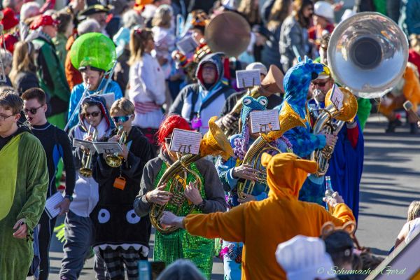 rosenmontag-buir-2025-137299729C1-A666-A994-04E4-D339BBAAD321.jpg