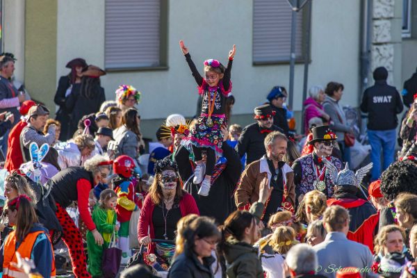 rosenmontag-buir-2025-1691F170F5C-1928-920F-C530-B3B4FA38E16D.jpg