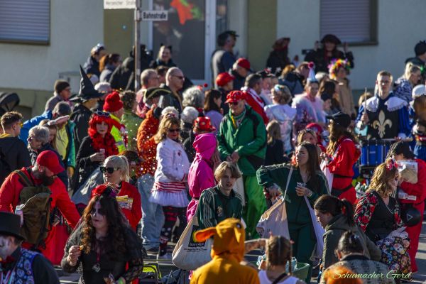 rosenmontag-buir-2025-17499AA5C5C-5C8E-F1D9-0A8C-85BB3FD6271F.jpg