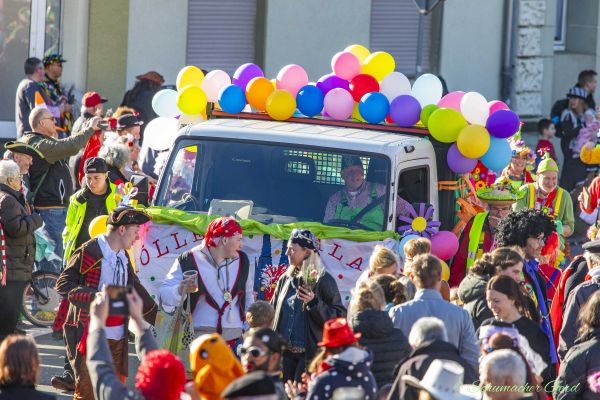 rosenmontag-buir-2025-18563B9A1EE-28FE-A479-FC9D-E3DF8DB6FDDB.jpg