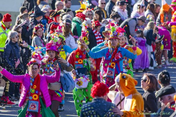 rosenmontag-buir-2025-189ECFE3D0C-7BCC-DF2C-50F0-48B37F5C0456.jpg