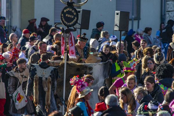 rosenmontag-buir-2025-191287B454D-5BDD-14C8-5A5E-33D0D391029E.jpg
