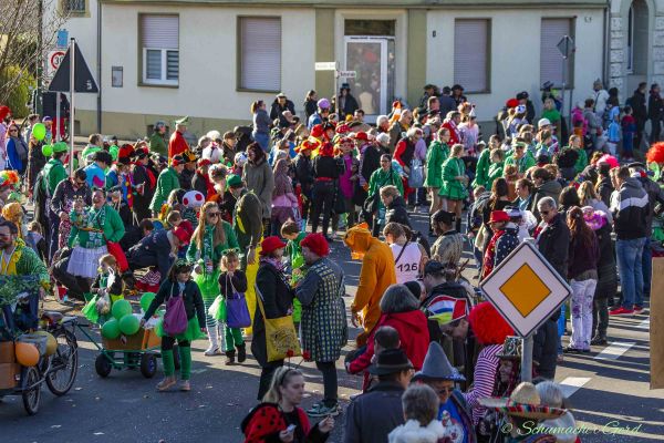 rosenmontag-buir-2025-212140AC55C-B8F6-FC04-AAB9-DE5E3990BC95.jpg