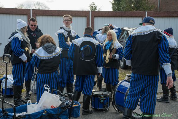 rosenmontag-kg-2024-0260A0817F6-CD92-82D2-7374-2053E783D2F4.jpg