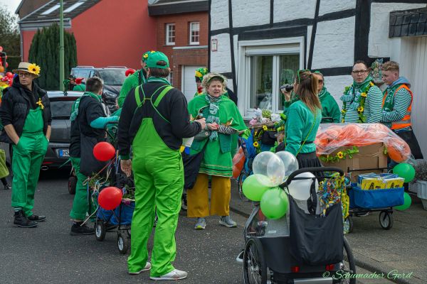 rosenmontag-kg-2024-03389DD6F18-4169-F7D0-90B6-AF2640560813.jpg