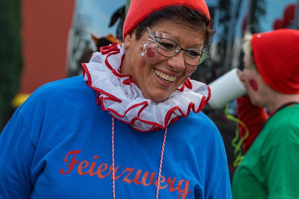 rosenmontag-kg-2024-0354A7DB3E2-119D-3D50-66AD-A2FC39F2A120.jpg