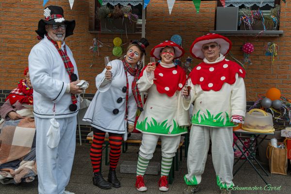 rosenmontag-kg-2024-058DEF2B06B-6022-C8E3-9D4E-A3F162D4E6CF.jpg