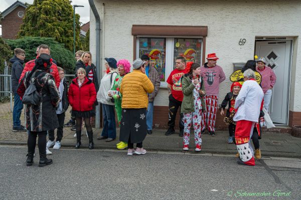 rosenmontag-kg-2024-06143B1E645-A4EE-C088-A400-DD7FA3137709.jpg
