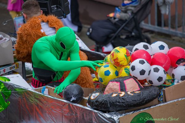 rosenmontag-kg-2024-08124E502EE-1736-FB59-3877-FEFDCF2479C1.jpg