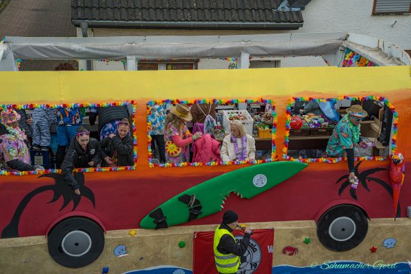 rosenmontag-kg-2024-0909B4B5CB6-2412-9D0C-3EB1-ED9FA5B5C434.jpg