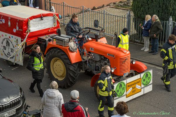 rosenmontag-kg-2024-104BB732B11-732B-FA74-9E60-DCE4D6ECEA59.jpg