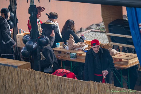 rosenmontag-kg-2024-1117485B630-92AD-09E8-E4DE-B026BB12C9E7.jpg