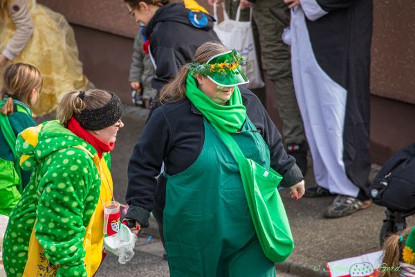 rosenmontag-kg-2024-131D5626D25-F90A-9CE7-208C-590DEB935BAD.jpg