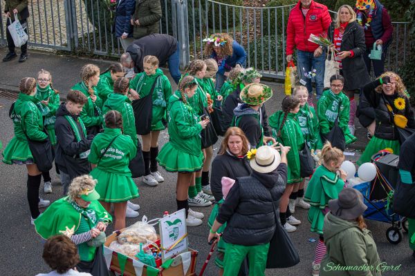 rosenmontag-kg-2024-134649FA0C9-B199-458C-D27D-D1FED9A94128.jpg