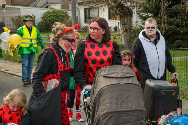 rosenmontag-kg-2024-1757F778CC6-CEAB-8DFE-1381-8083E6907C6F.jpg