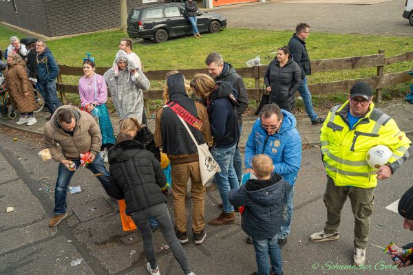 rosenmontag-kg-2024-187807AFC57-5C6E-18D4-4EE2-511E5004CD95.jpg