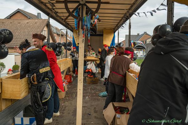 rosenmontag-kg-2024-188FC8BFB2E-193D-2392-7852-CD99D395E91C.jpg
