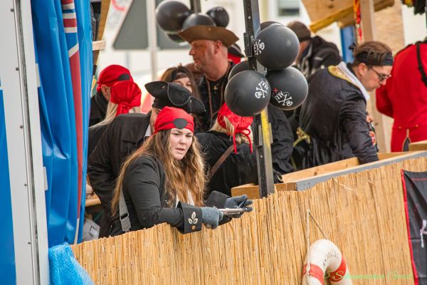 rosenmontag-kg-2024-2519707F443-A590-9561-E277-FCB5DFD8A423.jpg