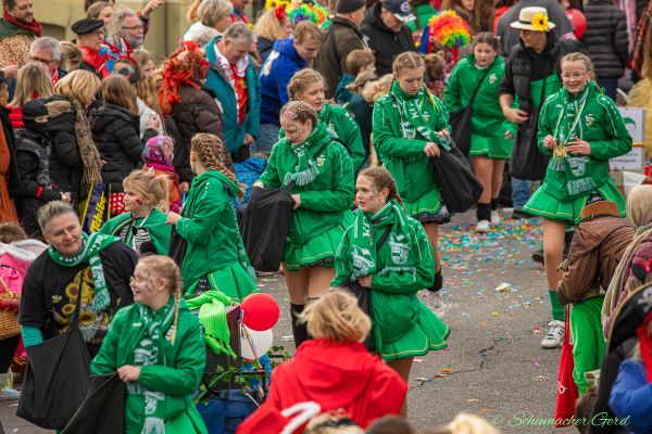 rosenmontag-kg-2024-27180A04815-6B36-40E8-BC94-6A3CF987C28A.jpg