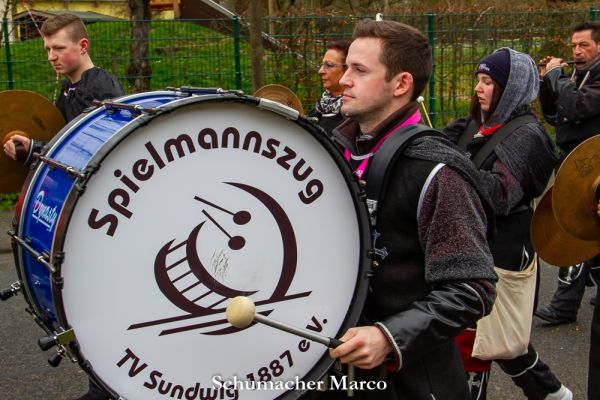 rosenmontagszug-buir-5610FF0275-9B02-646B-3597-E779B61B9C11.jpg