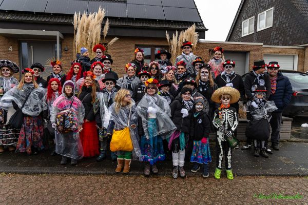 rosenmontagszug-kg-2026-02005AE3407-8968-87EE-5365-3E7C440A1FB9.jpg