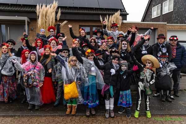 rosenmontagszug-kg-2026-0211DC3026A-6A7E-68DC-34D8-B68AFAE9C5C7.jpg