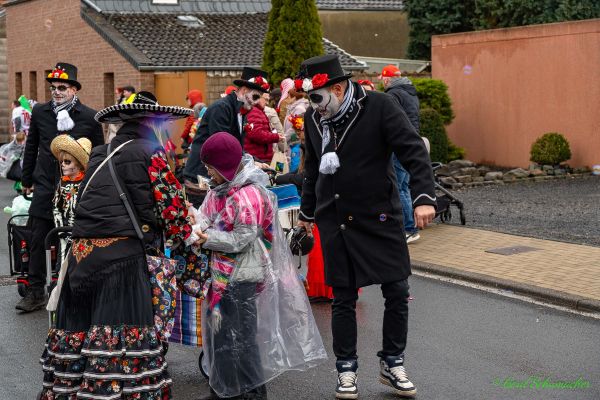 rosenmontagszug-kg-2026-04892057F4A-7545-C7EF-F20C-7752DD0727BF.jpg