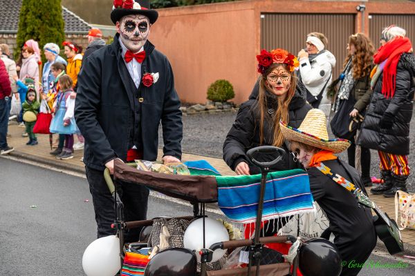 rosenmontagszug-kg-2026-049A9BF227A-C55F-3708-D5F5-97CE79870AE1.jpg