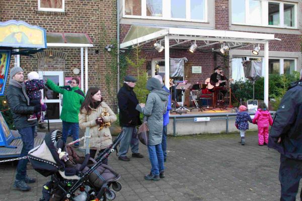 06-sonntag-04-12-20164051211B-8471-F14E-7200-050C2809F5F1.jpg