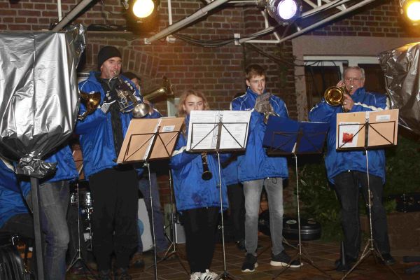 22-samstag-03-12-20168645B00E-A284-38D2-0376-F87C349E24F0.jpg