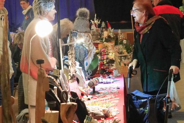 kg-weihnachtsmarkt-2022-125733E15B-CAAE-E373-F4B7-EE763AB897C0.jpg