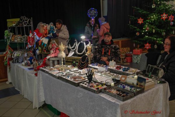 kg-weihnachtsmarkt-2022-299B128B21-41C1-A2EB-E57E-D62E121B87E6.jpg