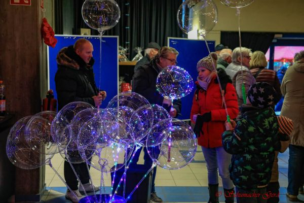 kg-weihnachtsmarkt-2022-32966841CF-7995-5153-1594-4496C60B24CA.jpg